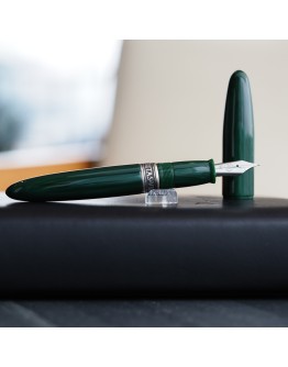 175. Kilk Epigram – Malachite Green (M nib)