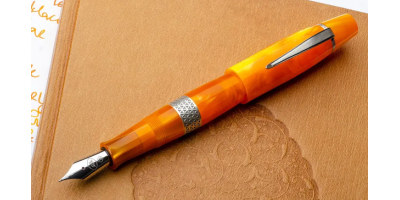 Kilk Orient Orange Fountain Pen  (現貨只剩1支)