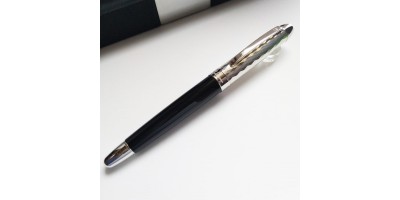 144. 德國製造 Précieux 純銀筆蓋 黑漆筆身/細鑽石切割波浪紋 走珠筆  (逢星期六 旺角發貨)